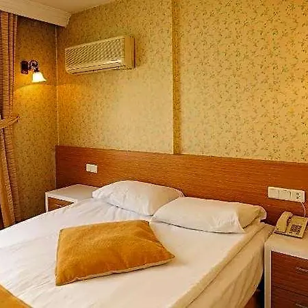 Ustun Alsancak 酒店 3*